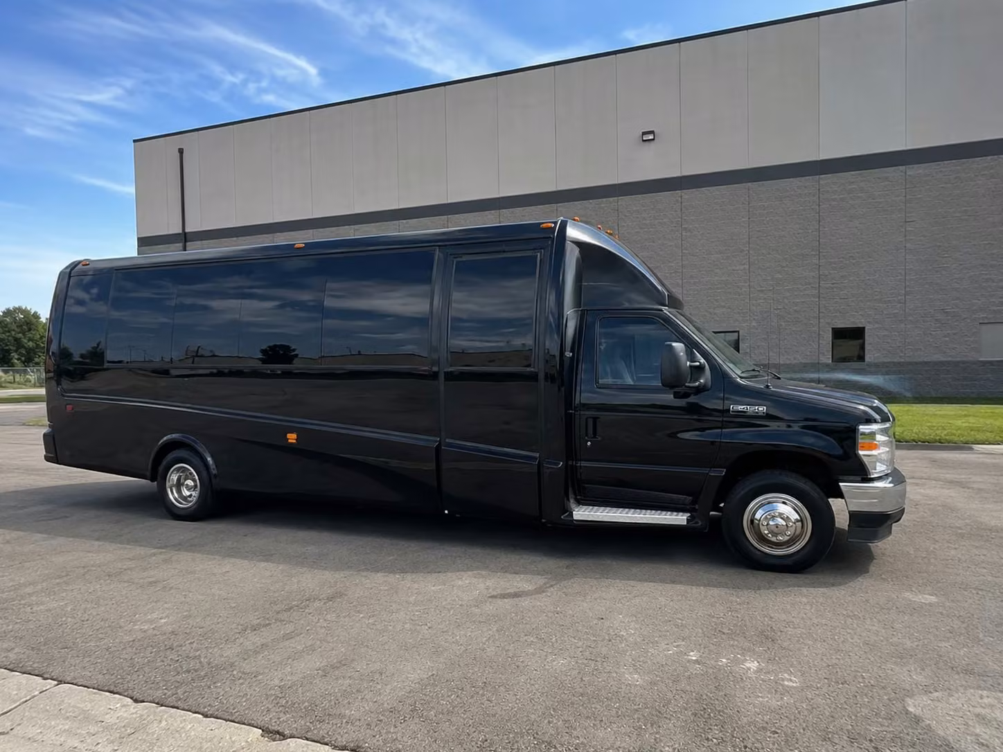 18 passenger minibus