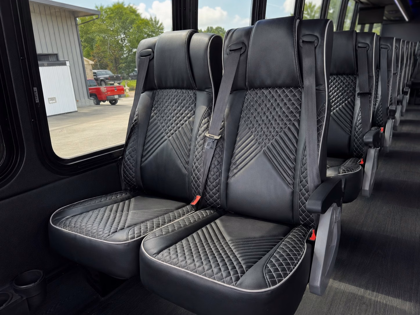 charterbusrentalorlandofl com connects you with prom transportation serving every orlando area school