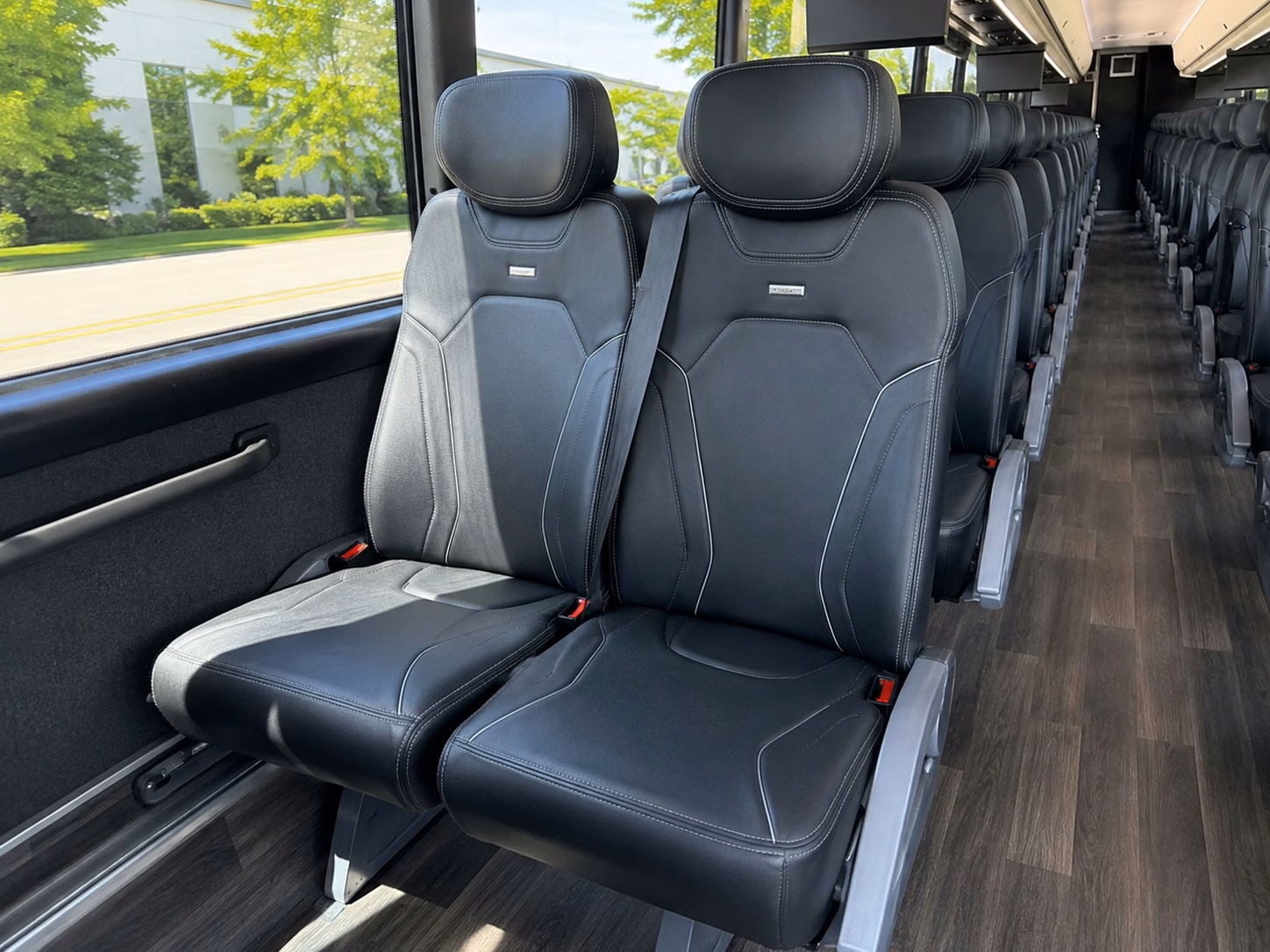 orlando wedding shuttle buses for disney and resort venue weddings