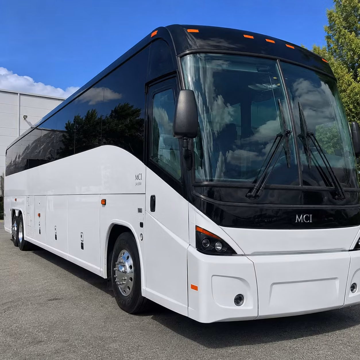 shuttle your orlando theme park hospitality workforce without the headache
